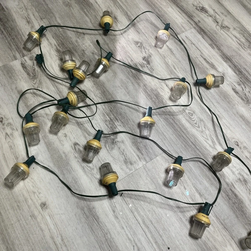 25 Pcs 120v Strobe C9 Christmas Lights Outdoor Waterproof Incandescent‎ White